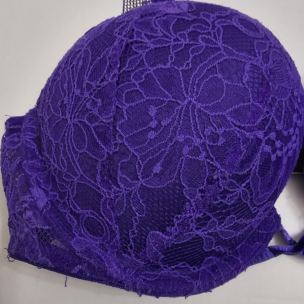 Victoria's Secret Bombshell Add 2 Cups Very Sexy Bling Spellout Strap PushUp Bra - Picture 4 of 10